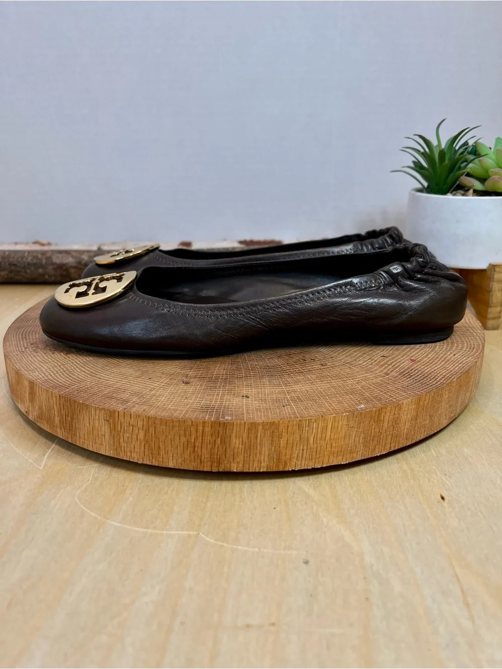 Tory Burch Brown Leather Reva Ballet Flats Size 8